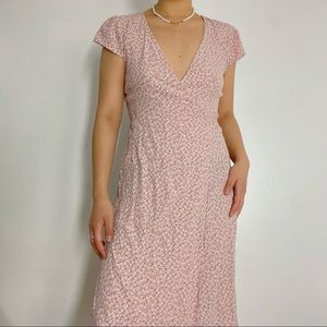 Brandy Melville Robbie floral midi wrap dress